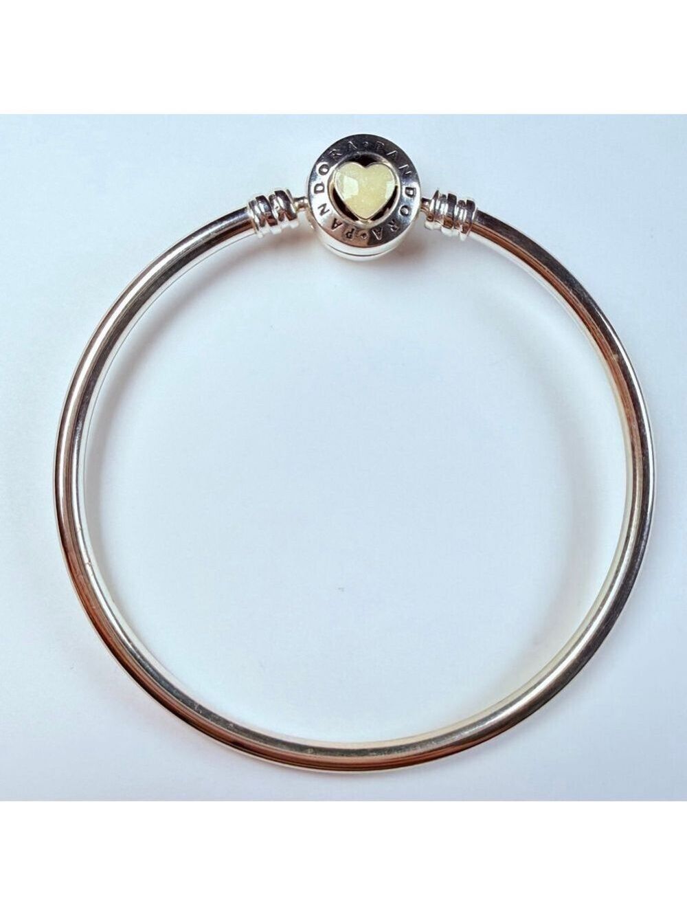 Pandora Moments Loving Heart Enamel Sterling Silver 925 Charm Bangle Bracelet